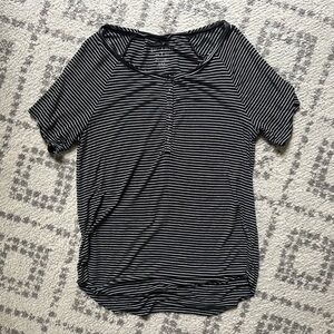 Striped soft and sexy American eagle tee shirt